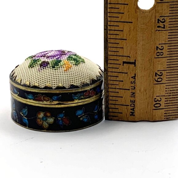 Vintage Petit Point Cloisonné Enamel Pill Box Embroidery Round Shape - Picture 7 of 9